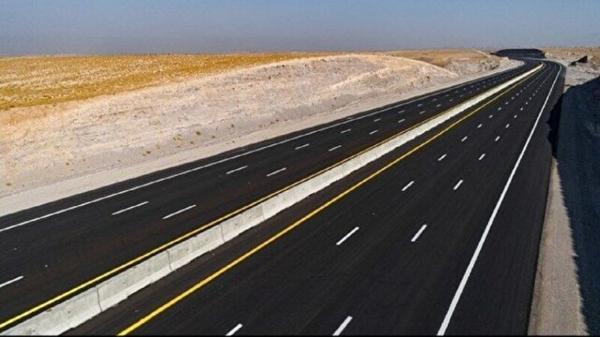 آذربایجان غربی کارگاه راه سازی، 202 کیلومتر راه سازی در استان