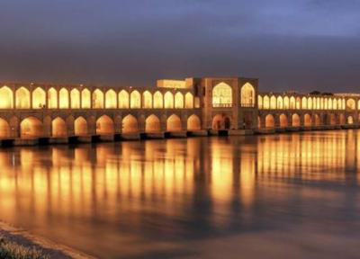 میراث اصفهان نوع موسیقی مجاز برای خواندن زیر پل خواجو را بیان کرد