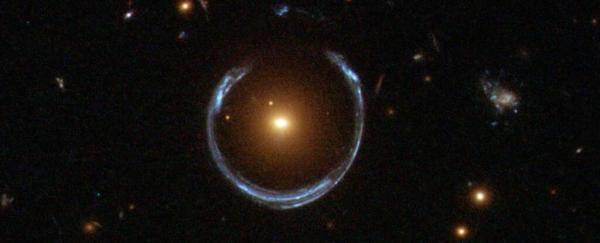 کشف تازه و هیجان انگیز درباره حلقه های انیشتین ، به درک ماده تاریک نزدیک تر شدیم