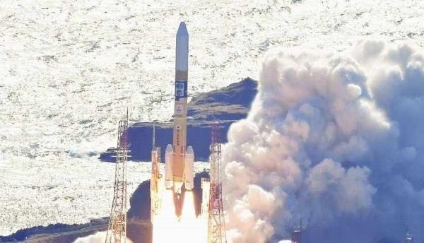 تصاویری از لحظه پرتاب موشک ژاپنی به فضا ، شروع راهی سخت برای فرود بر روی ماه